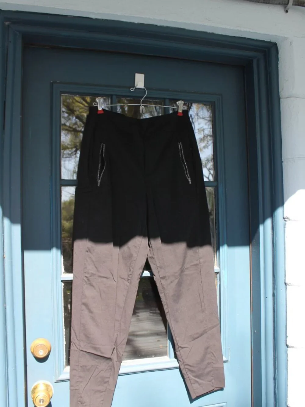 Athleta cropped pants - 6 - Picture 6 of 8
